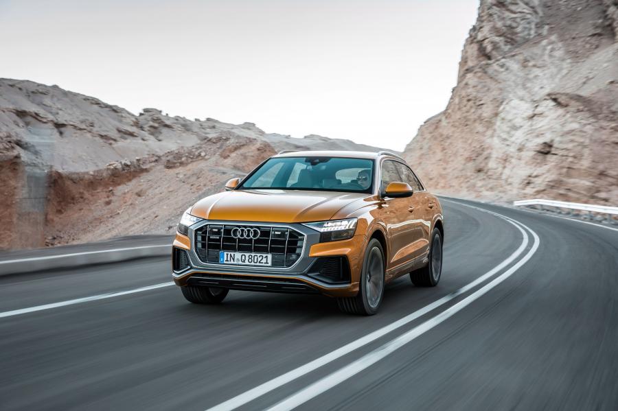  Audi Q8 50 TDI Quattro S-Line 2018 года  (WW) (фото 49 из 63)